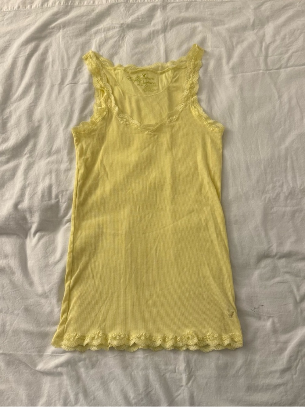 American Eagle Yellow Ribbed Lace
Trim Cami Tank Size M